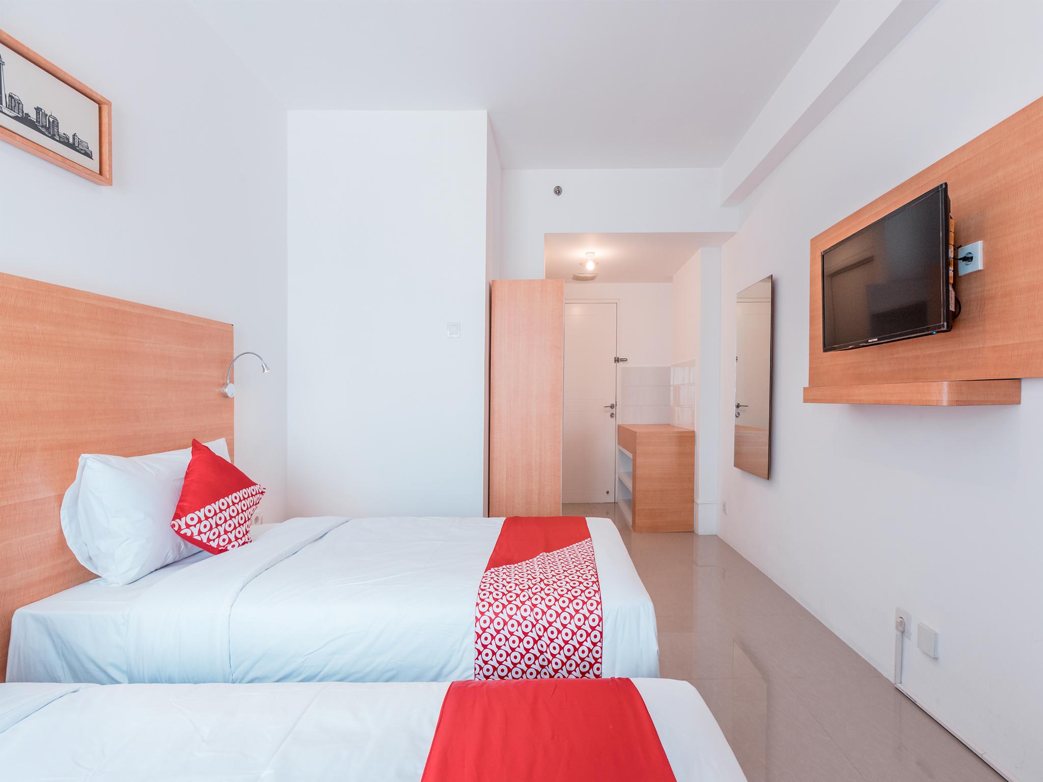 Oyo Flagship 766 Prima Orchard Hotel Bekasi Eksteriør billede