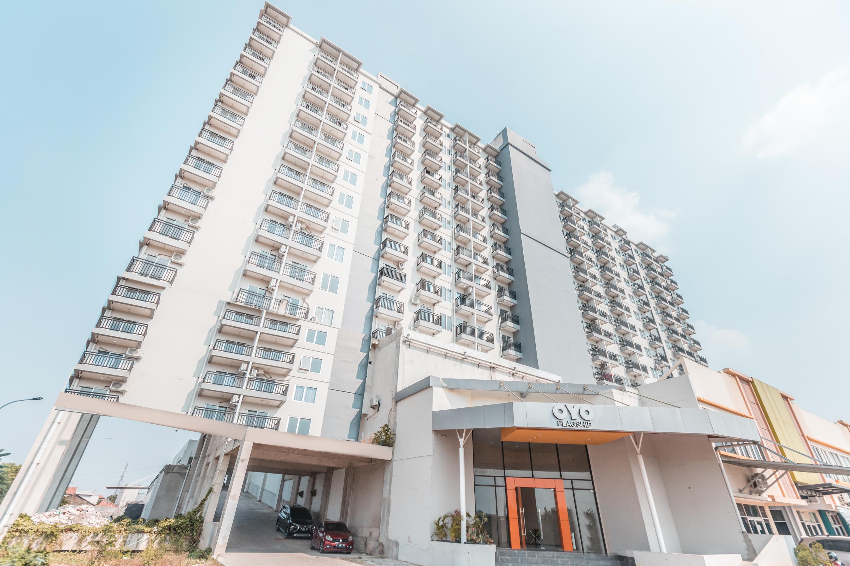 Oyo Flagship 766 Prima Orchard Hotel Bekasi Eksteriør billede