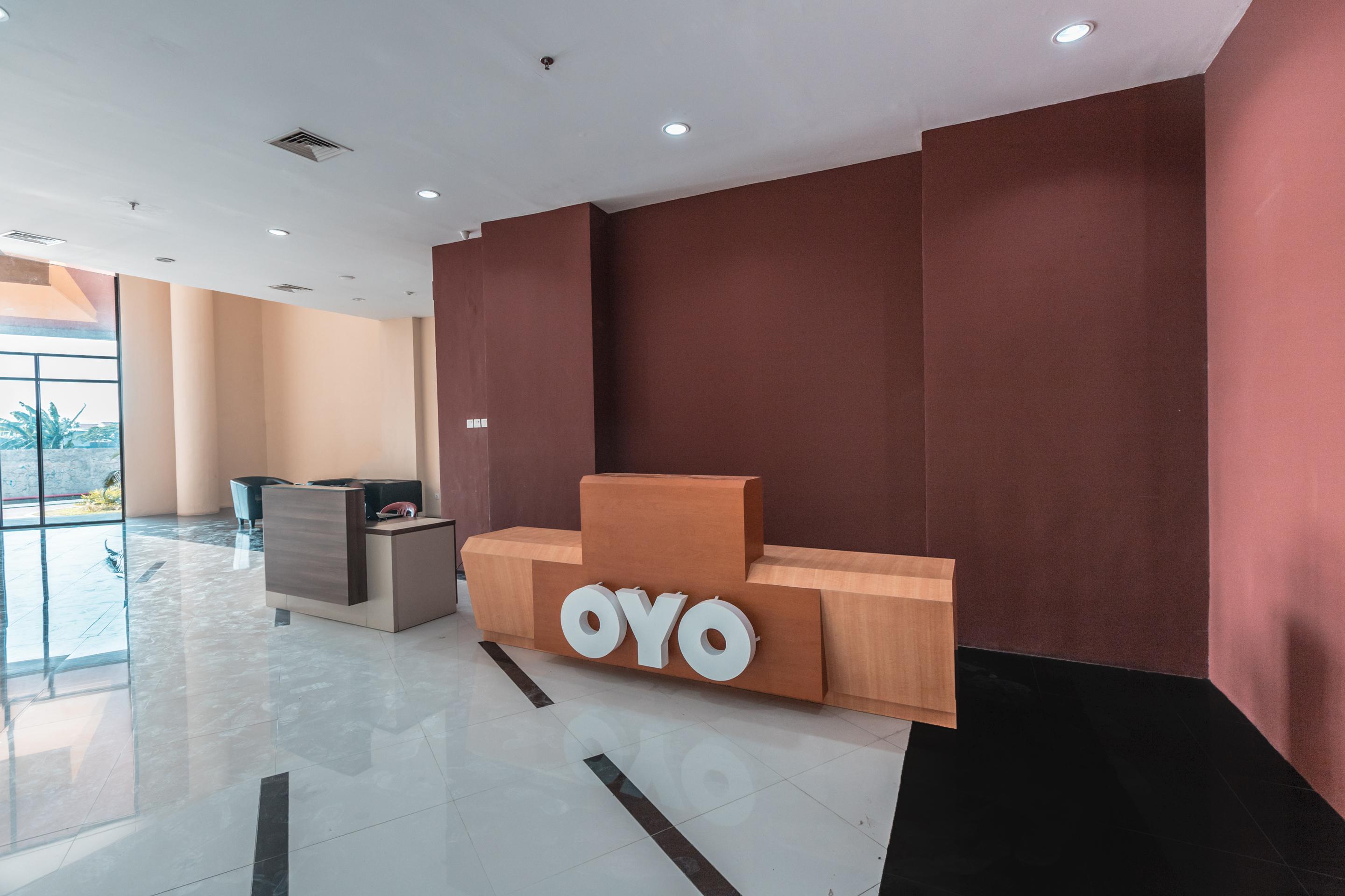 Oyo Flagship 766 Prima Orchard Hotel Bekasi Eksteriør billede